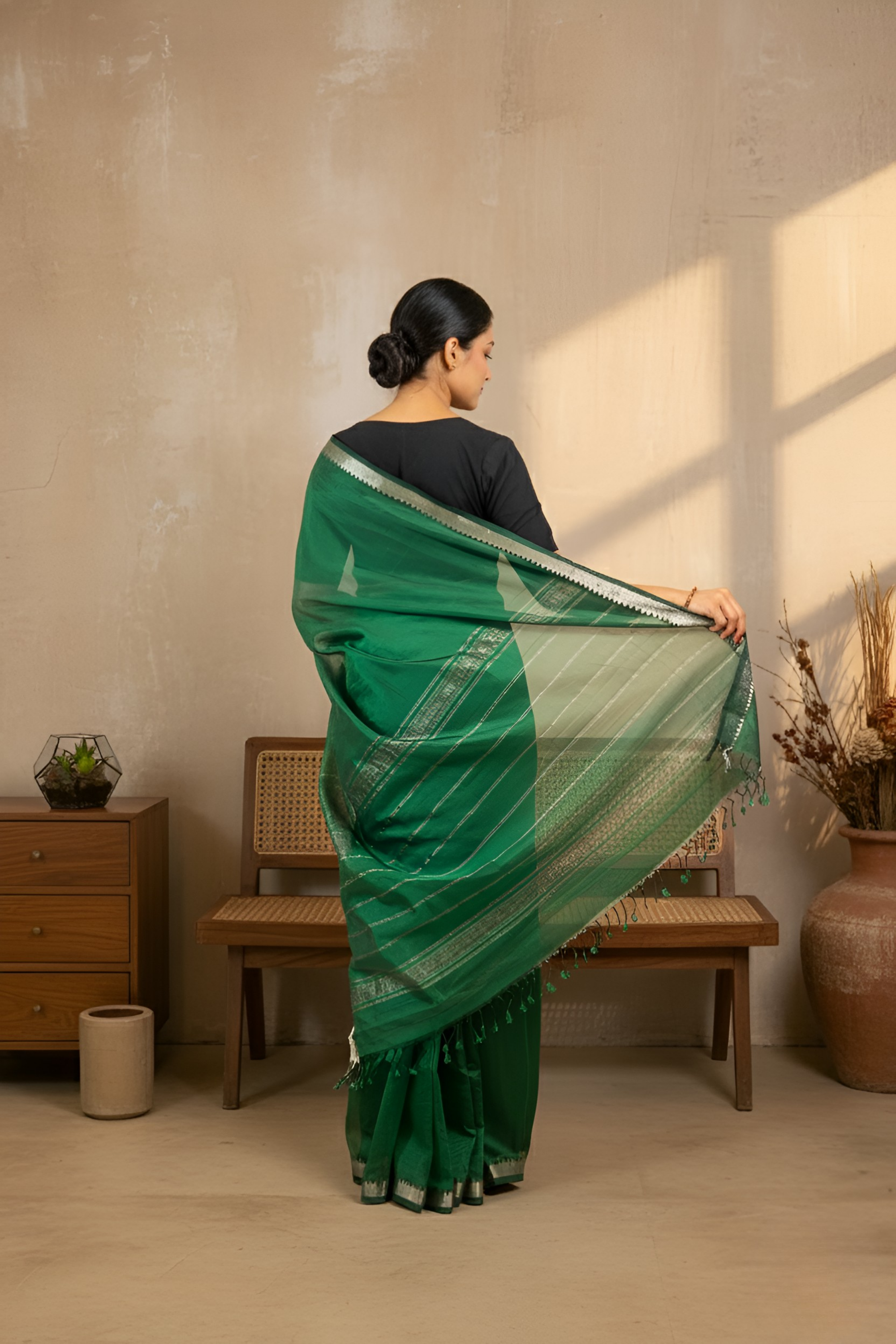 Dark Green Mangalagiri Pattu Saree With Blouse Piece