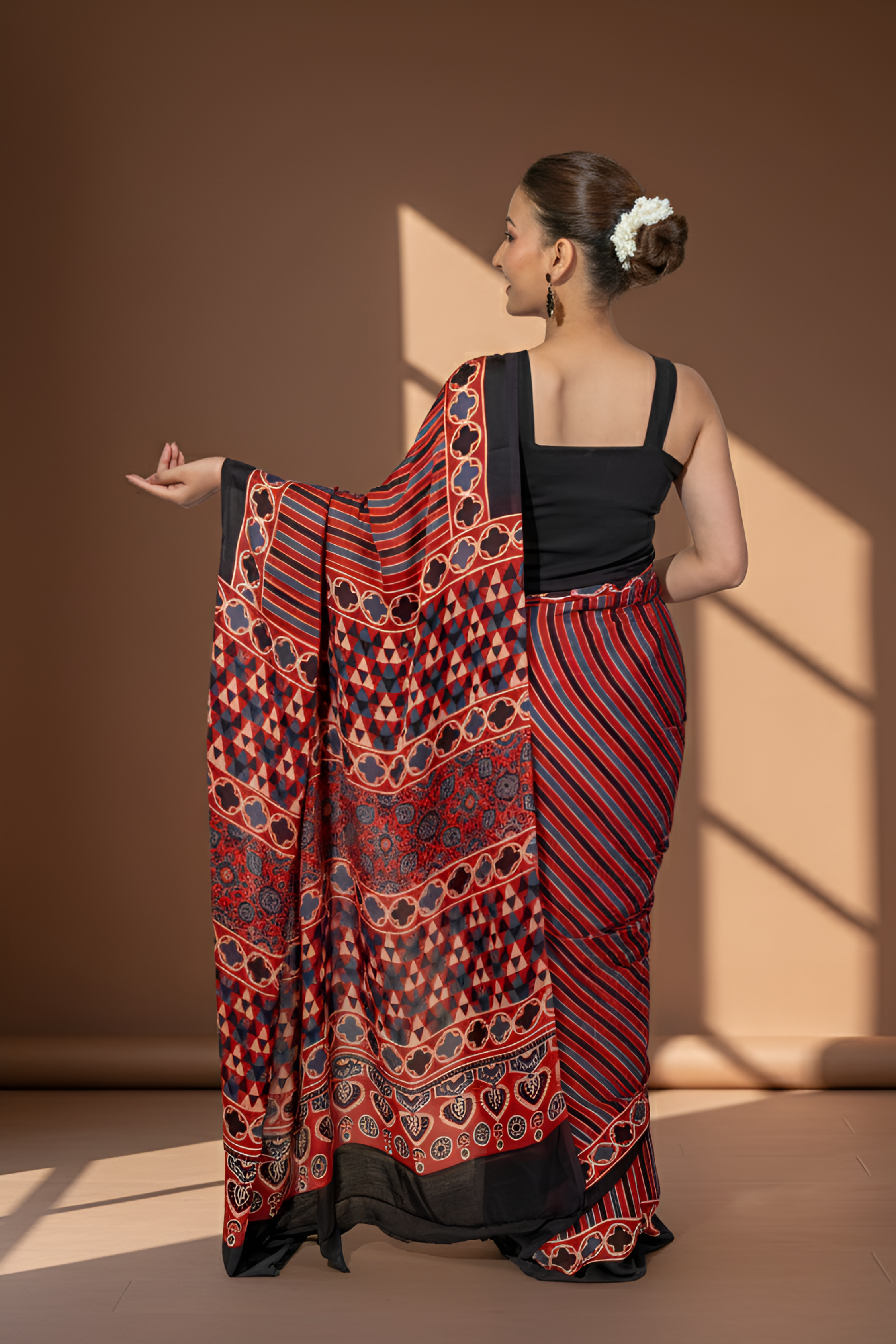 Red & Blue Modal Silk Saree With Blouse Piece