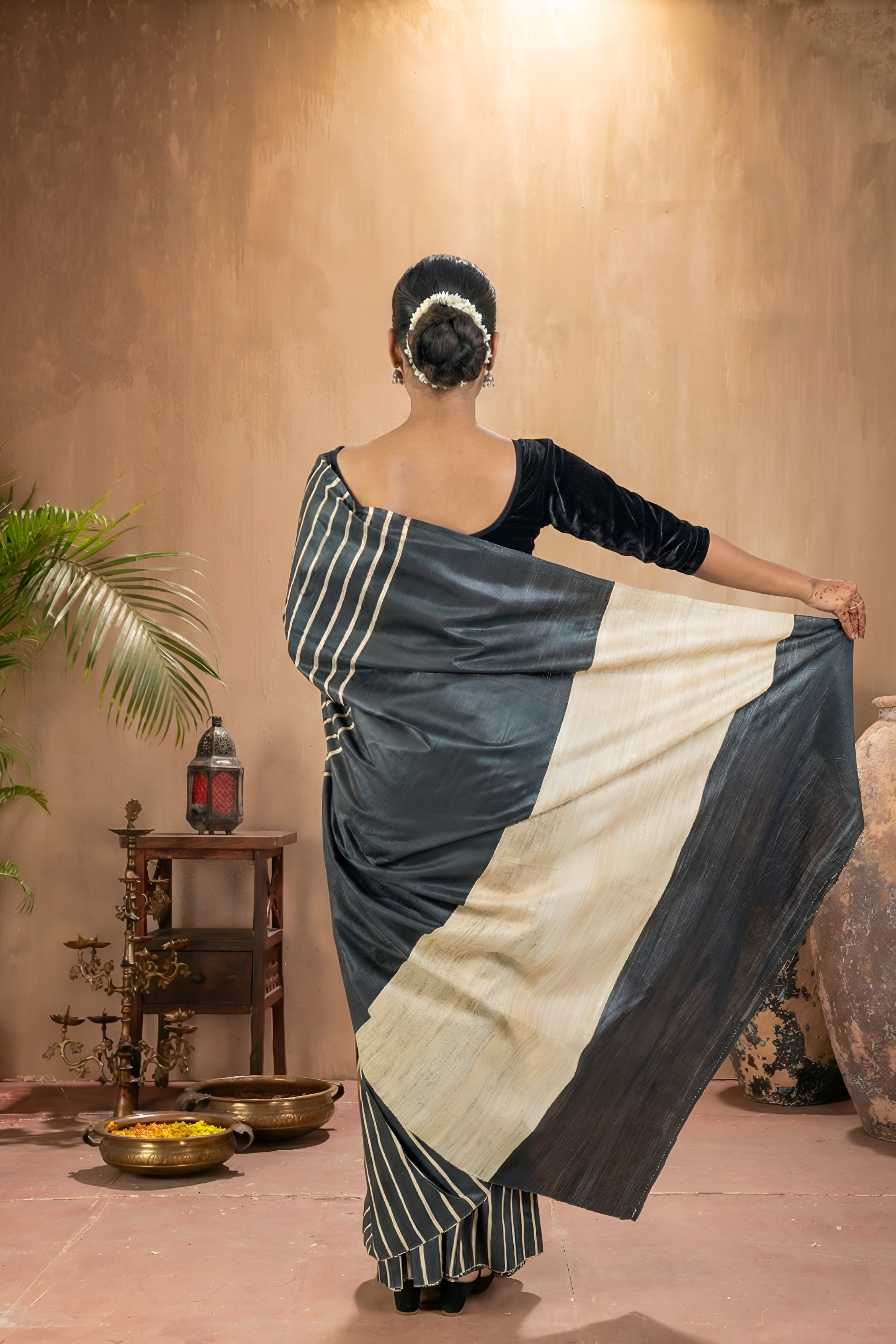 Black Stripe & Raw Gold Gicha Tussar Silk Saree With Blouse Piece( With Black Stripes )