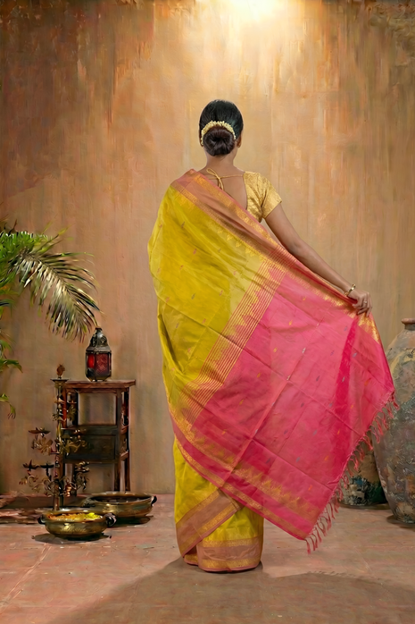 Lemon Green Body & Pink Palla Banana Silk Saree with Zari With Blouse Piece