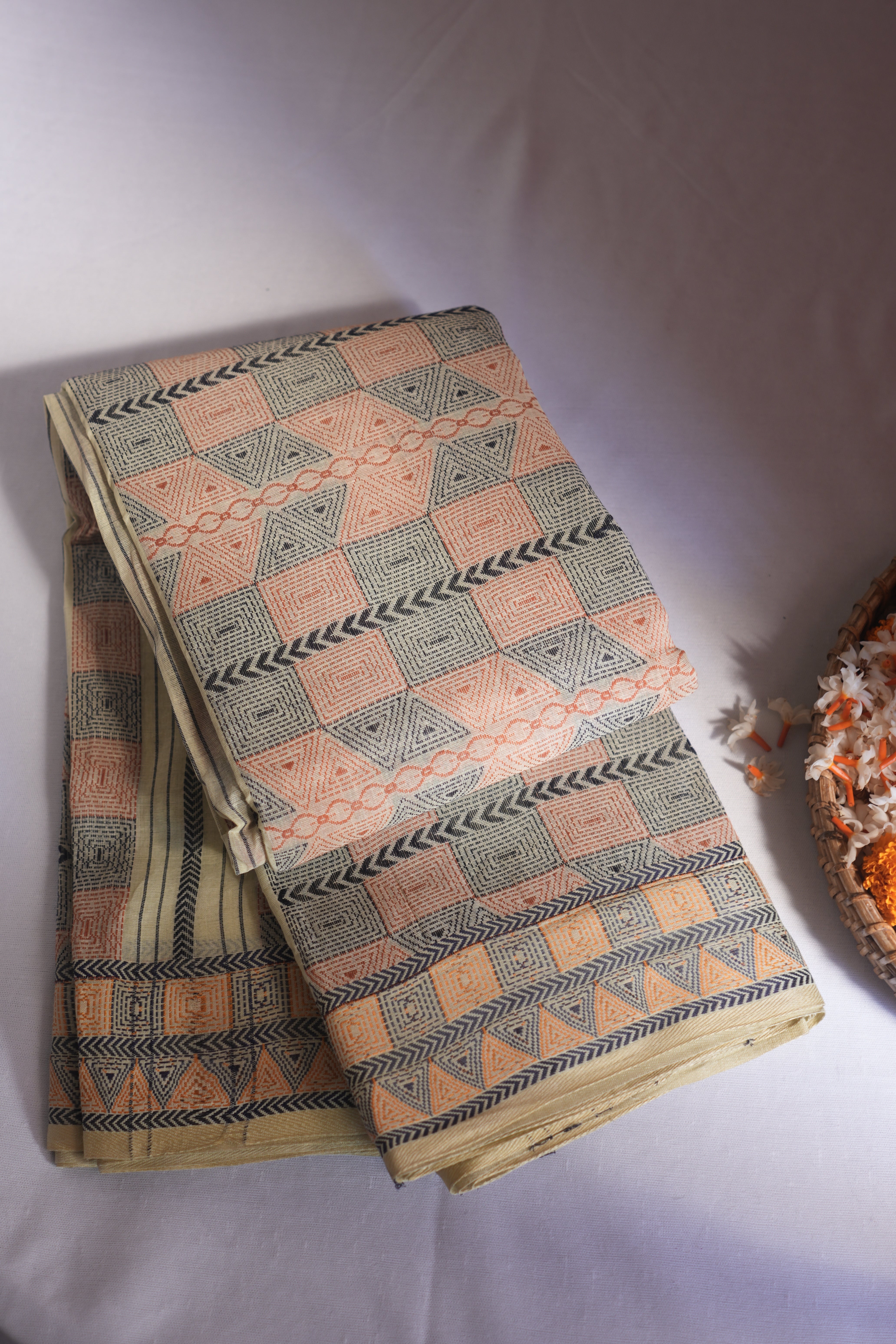 Katha Stich Design Cream Cotton Tant Saree Without Blouse Piece