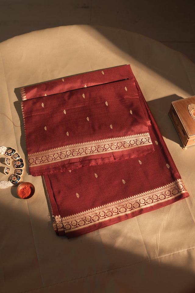 Maroon Resham Work Banarasi Silk Saree With Blouse Piece
