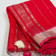 Red Mangalagari Pattu