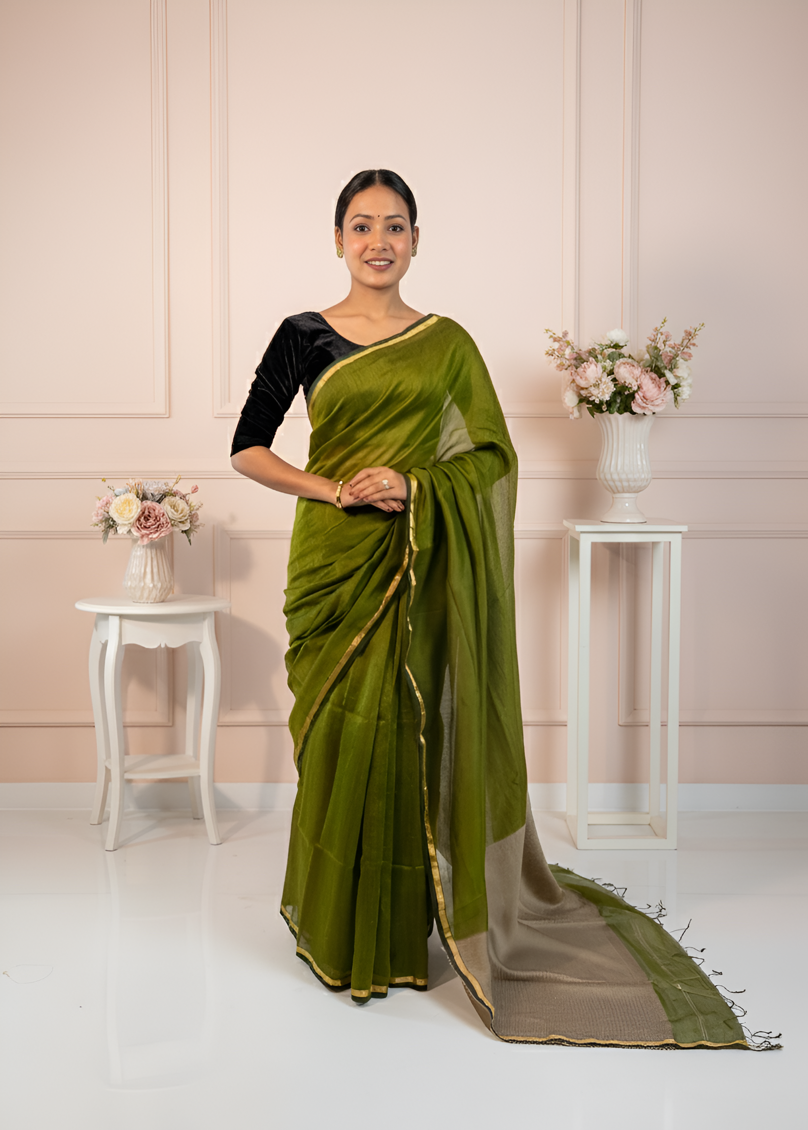 Dark Mehendi Green with Geecha Palla Saree With  Maheshwari  Blouse Piece