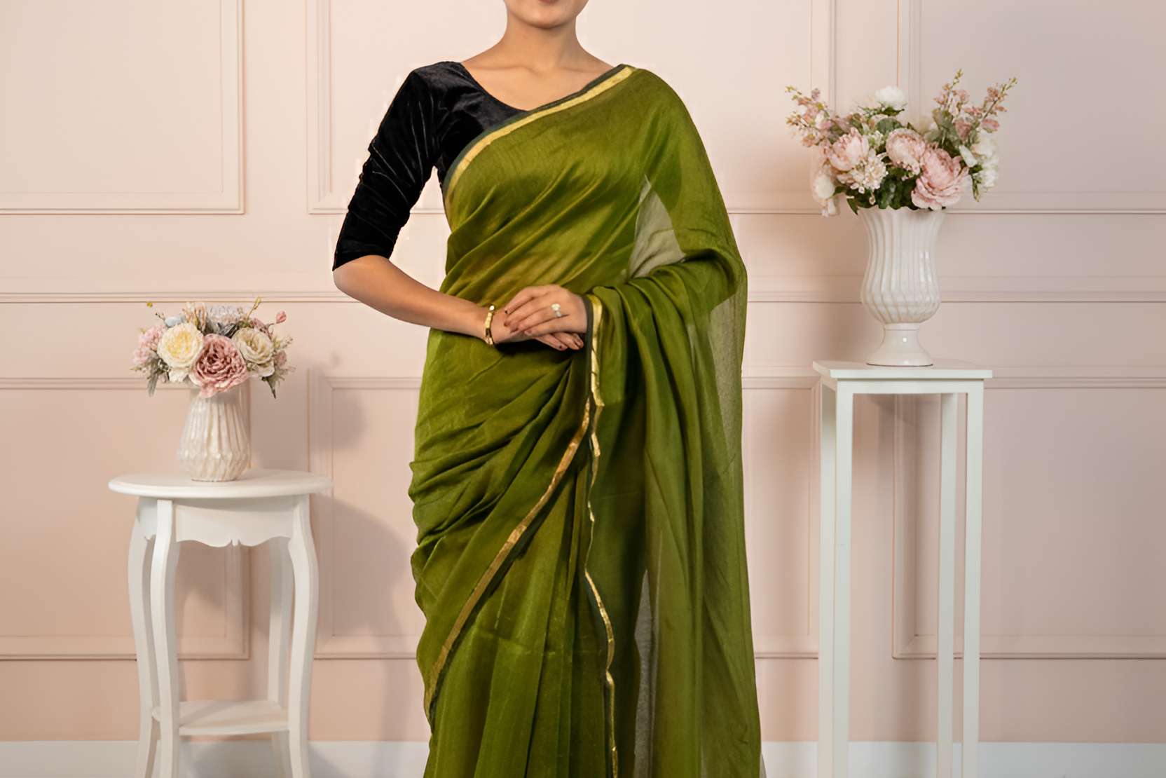 Dark Mehendi Green with Geecha Palla Saree With  Maheshwari  Blouse Piece