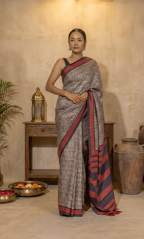 Geometric Print Red & Black Border Tussar Silk Saree With Blouse Piece