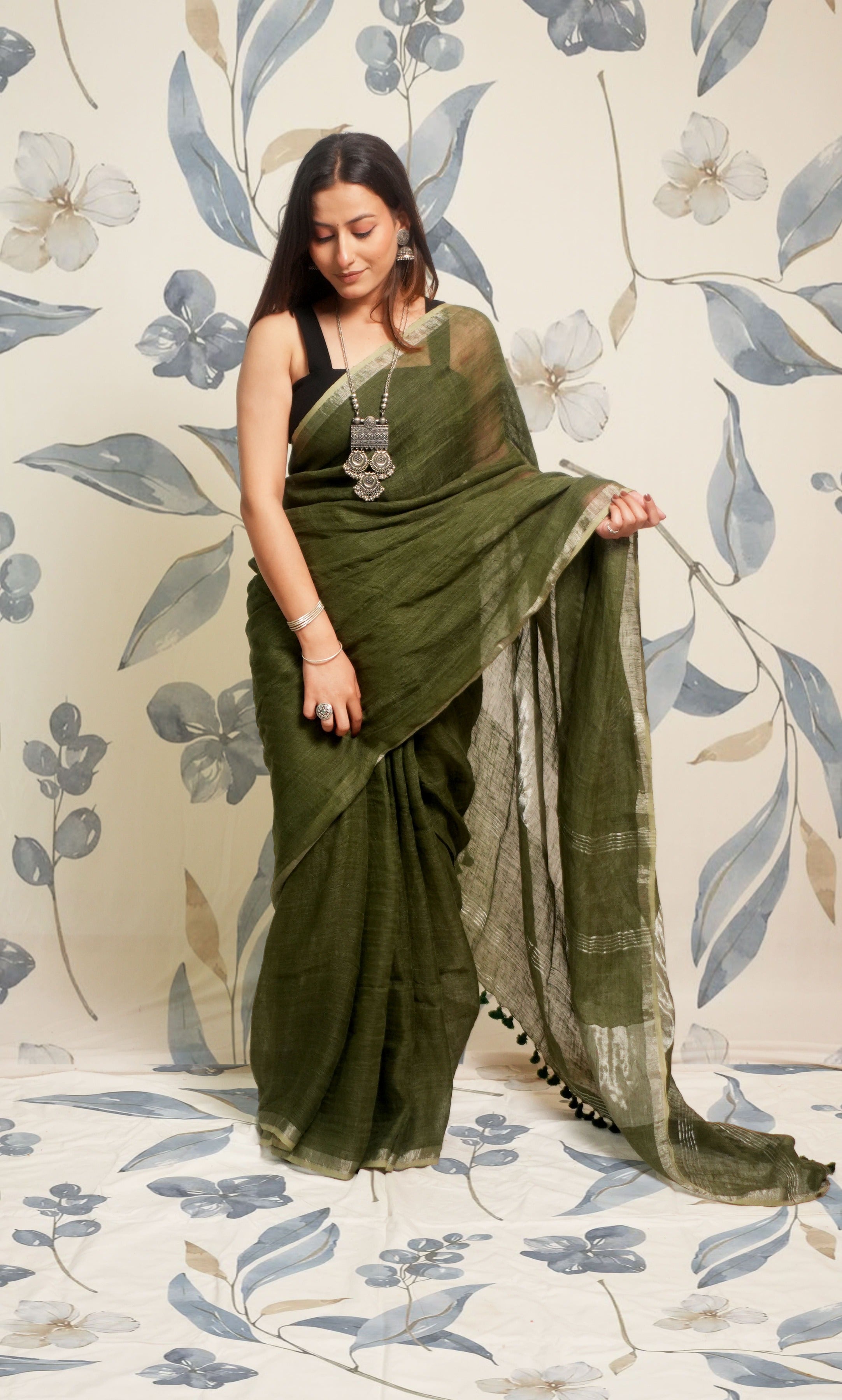 Deep Military Green And Silver Border Linen Saree