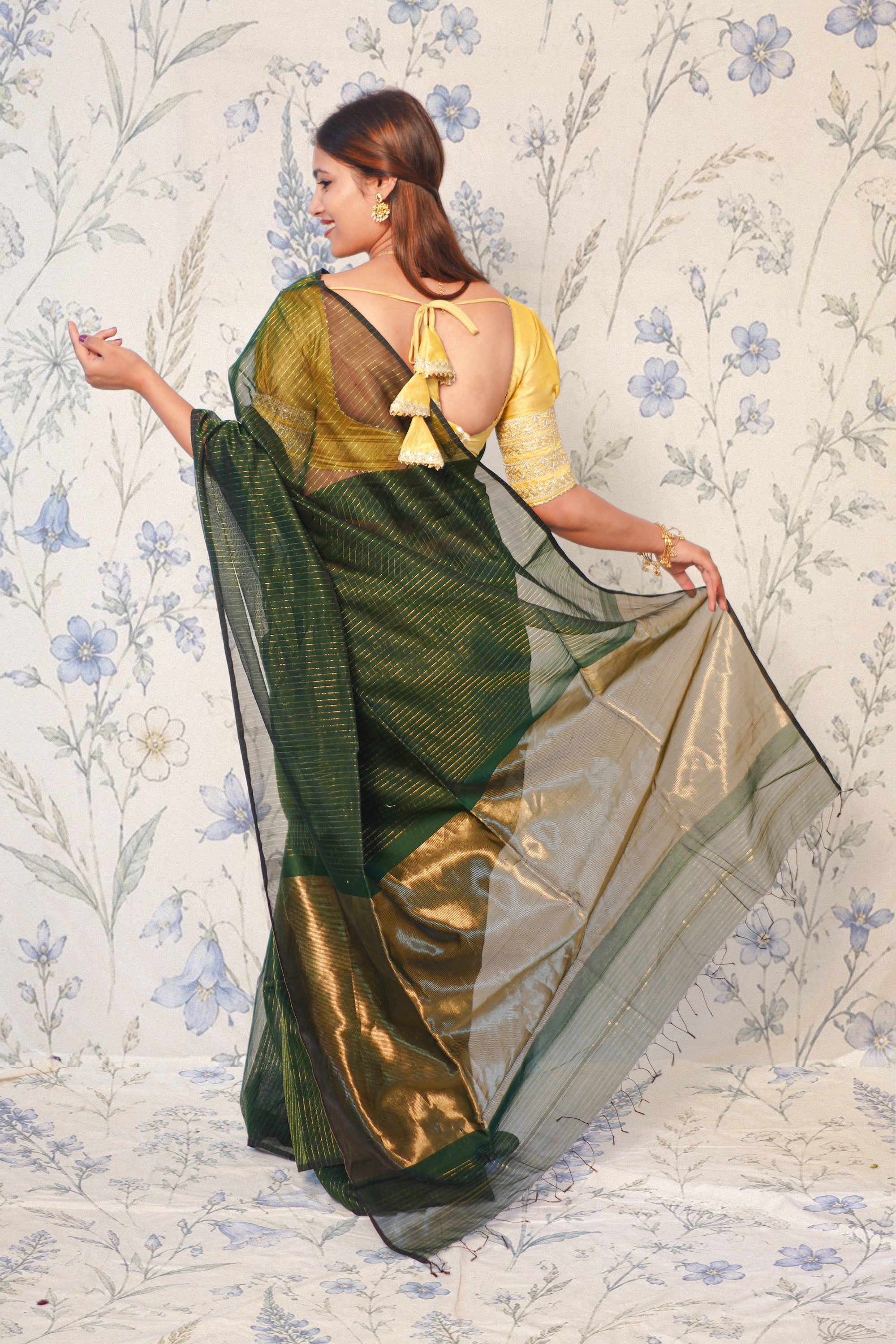 Dark Green  With Gold Zari Strip Maheshwari Silk Cotton Saree
