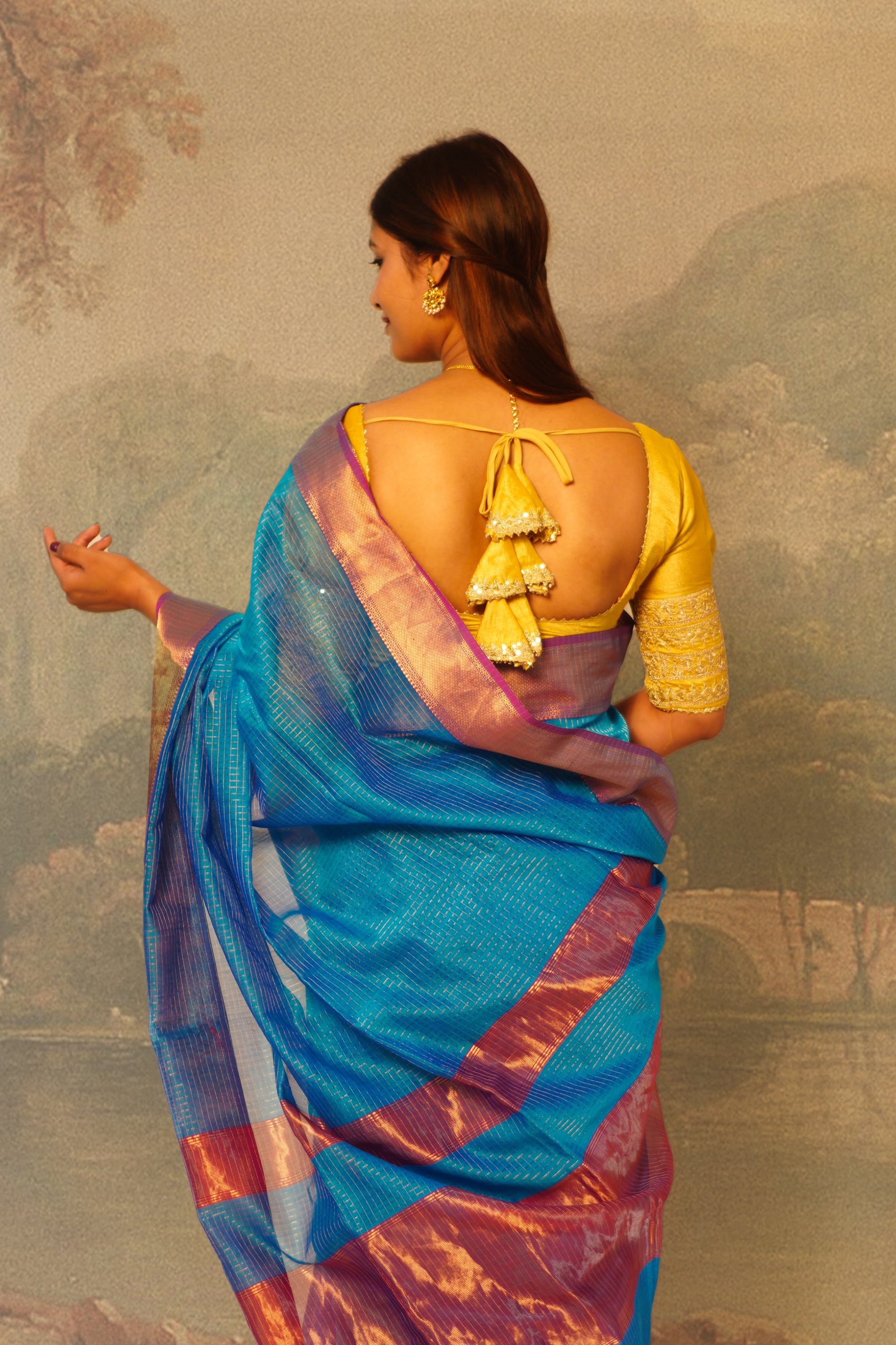 Blue And Pink With Gold Zari Checks Maheshwari Silk Cotton Saree