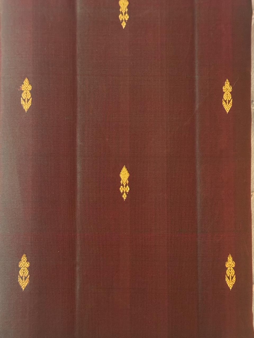 Dual Tone Green Orange Kanjivaram Saree
