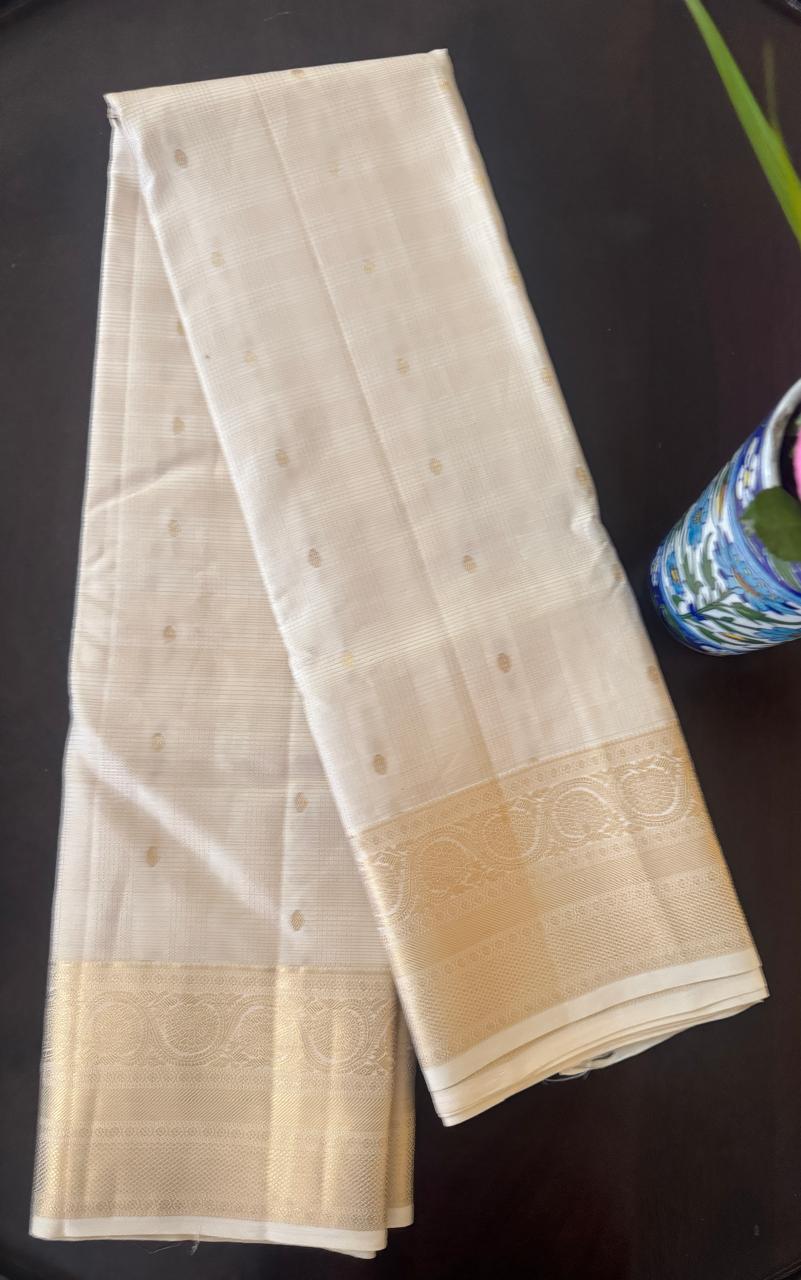 White And Gold Kanjivaram Saree