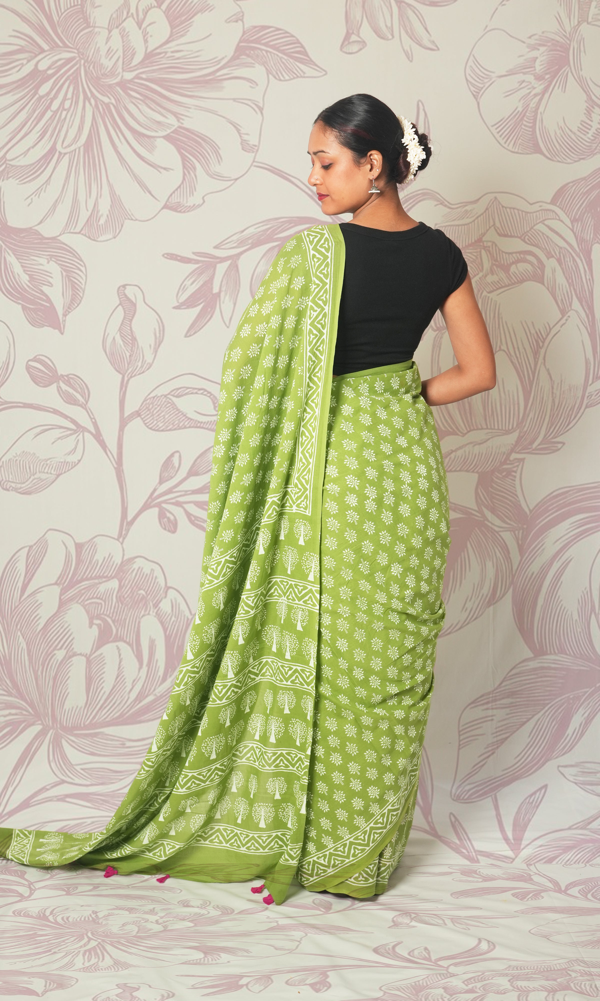 Green Rani Pink Blouse Mulmul Cotton Saree With Blouse Piece