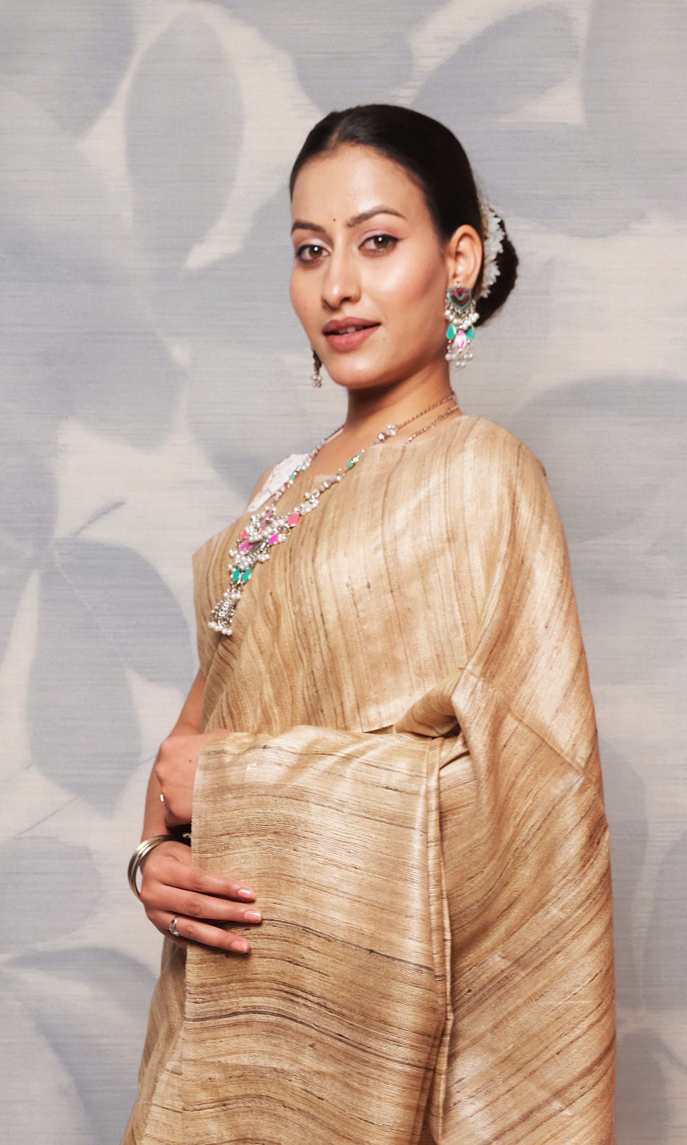 White And Raw Gold Gicha Tussar Silk Saree