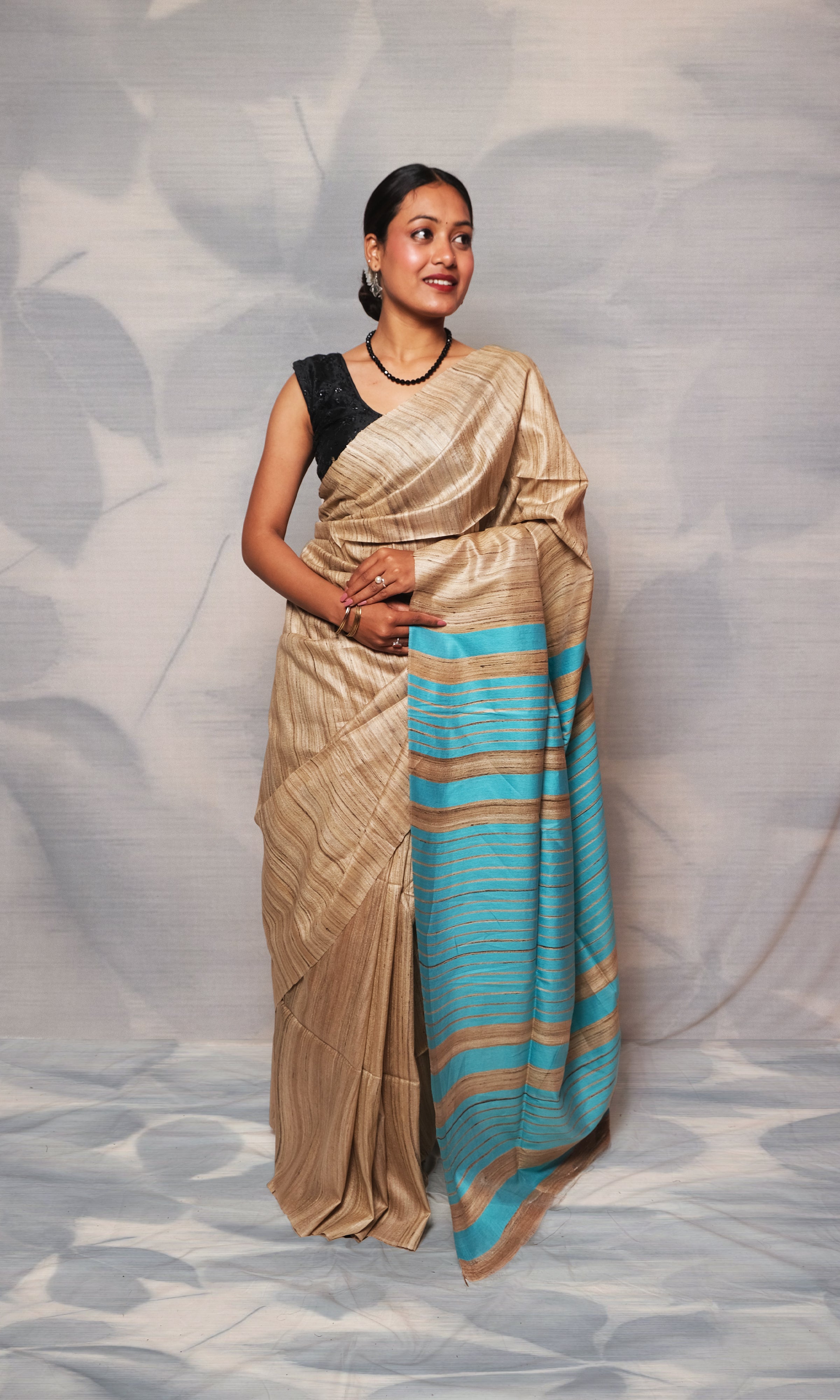 Beautiful Firozi Blue And Raw Gicha Tussar Silk Saree