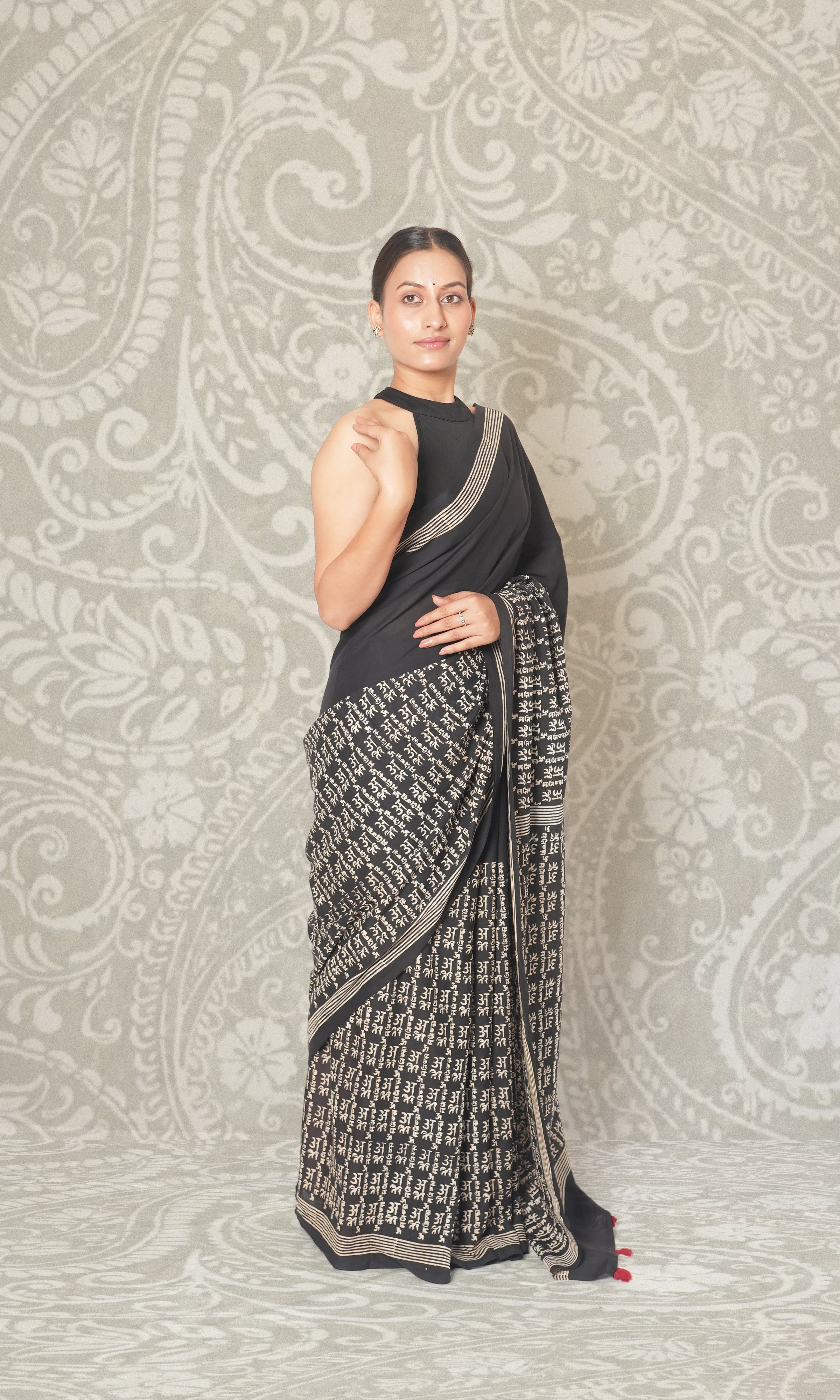 Black With Mantra Block Red Blouse Mulmul Cotton Saree With Blouse Piece