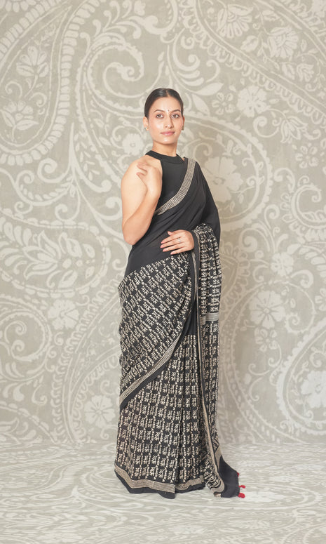 Black With Mantra Block Red Blouse Mulmul Cotton Saree With Blouse Piece