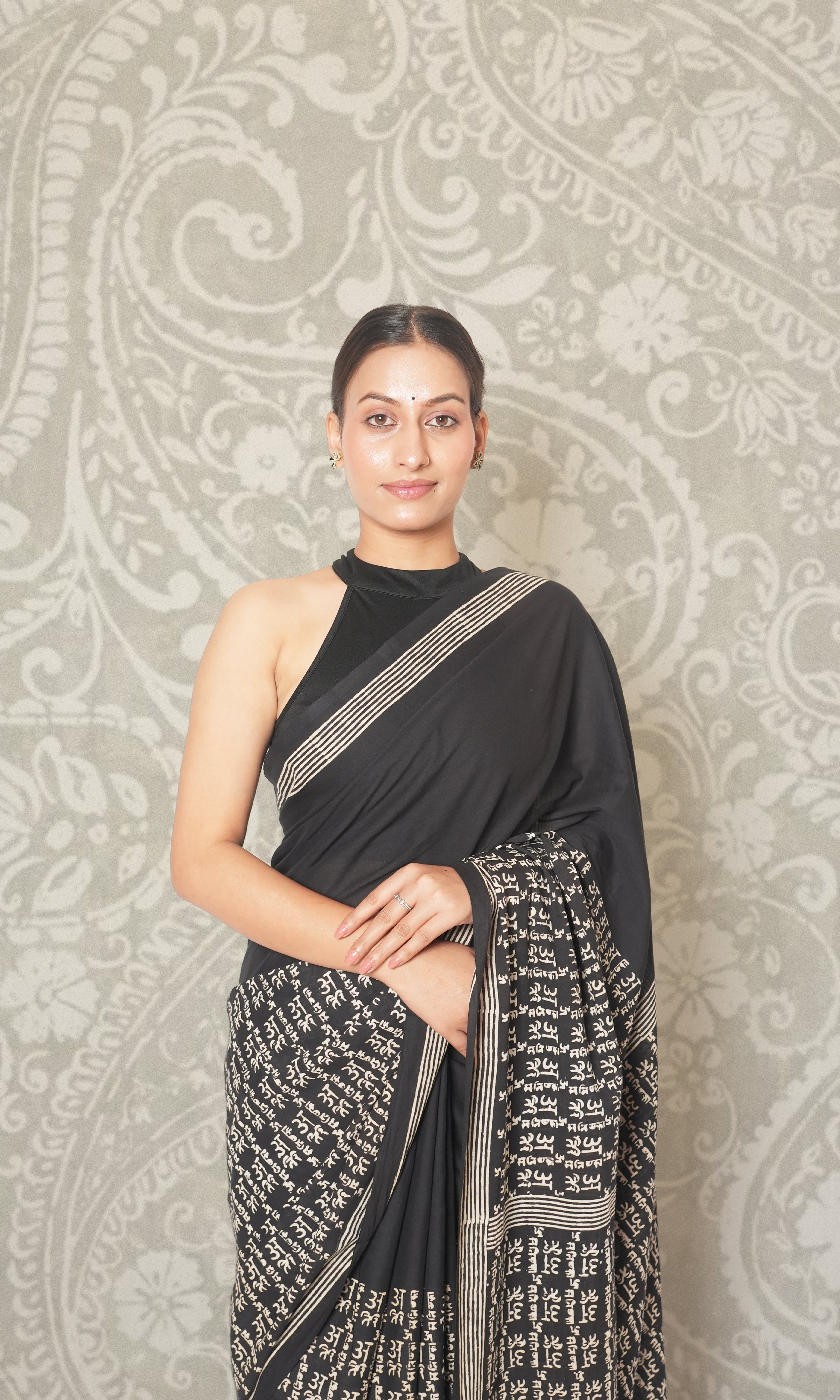 Black With Mantra Block Red Blouse Mulmul Cotton Saree With Blouse Piece