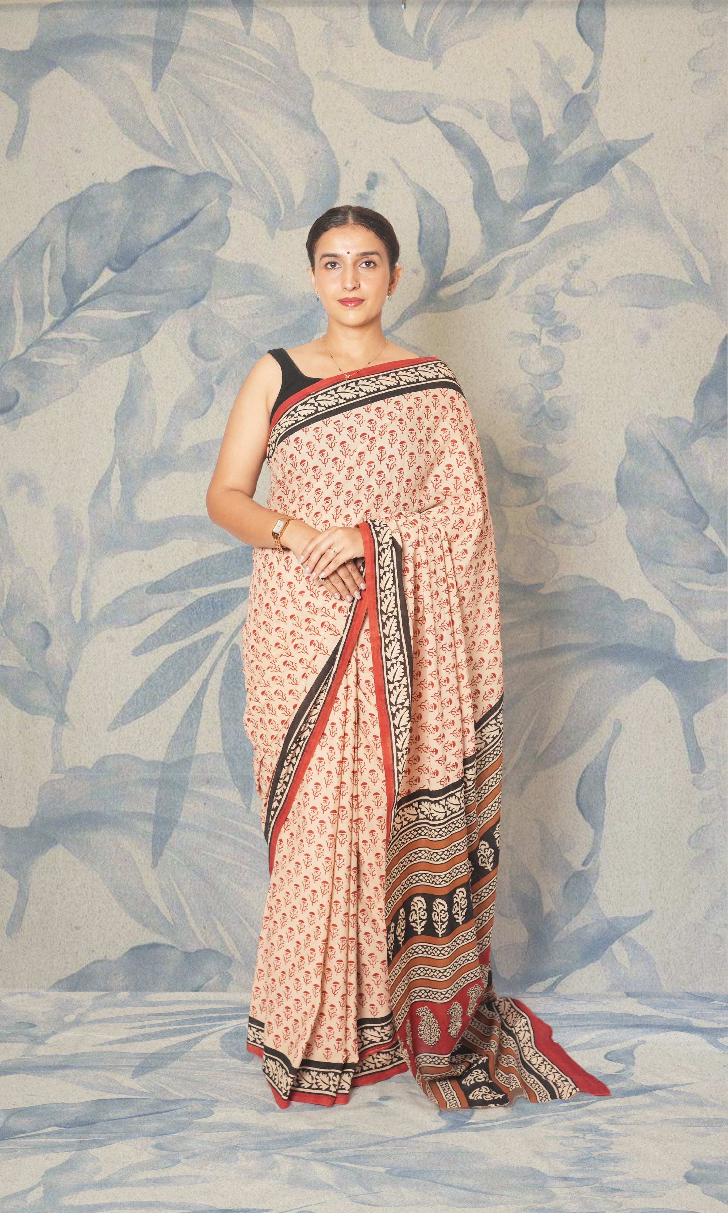 Red Hand Block Print Cotton Saree With Blouse Piece