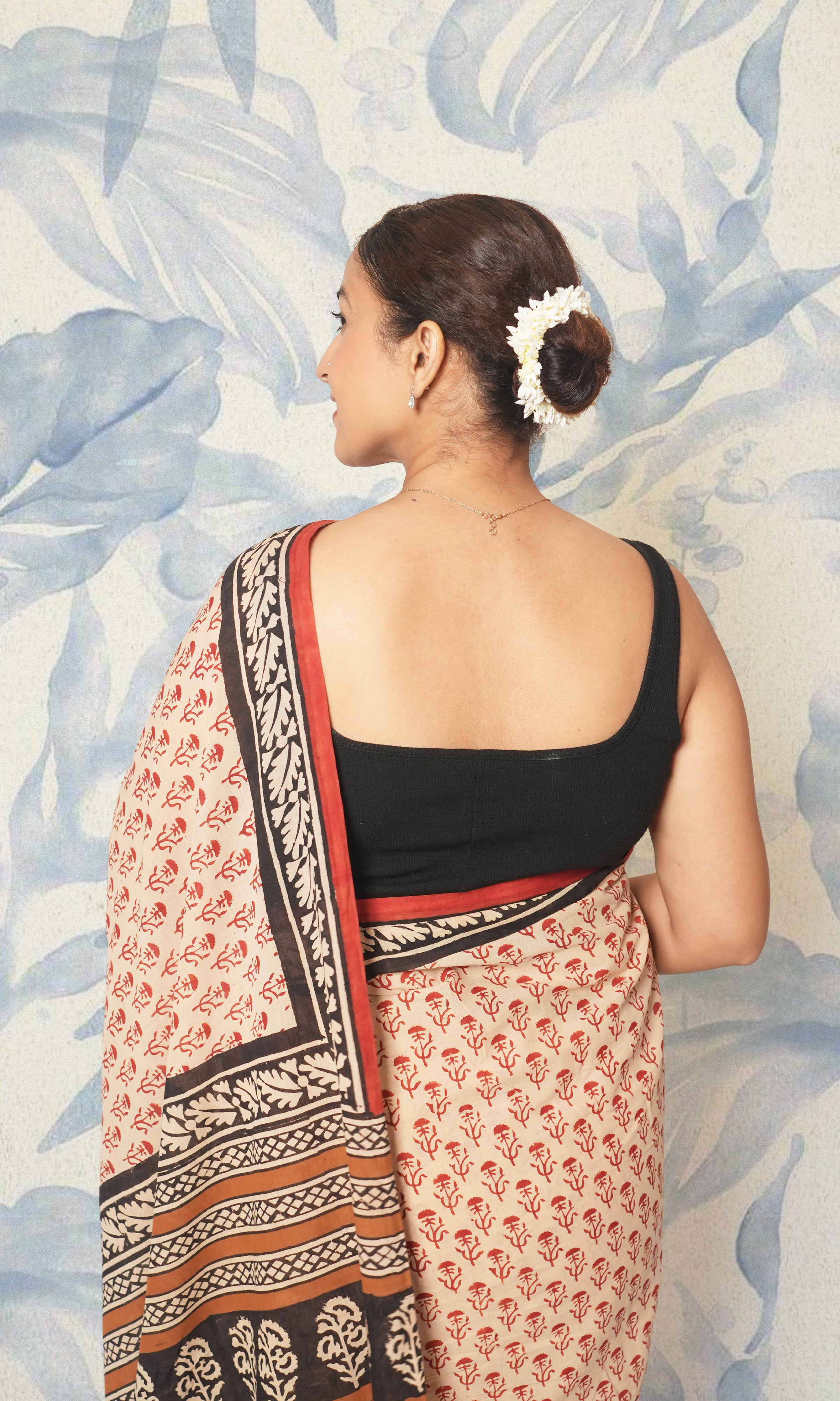 Red Hand Block Print Cotton Saree With Blouse Piece