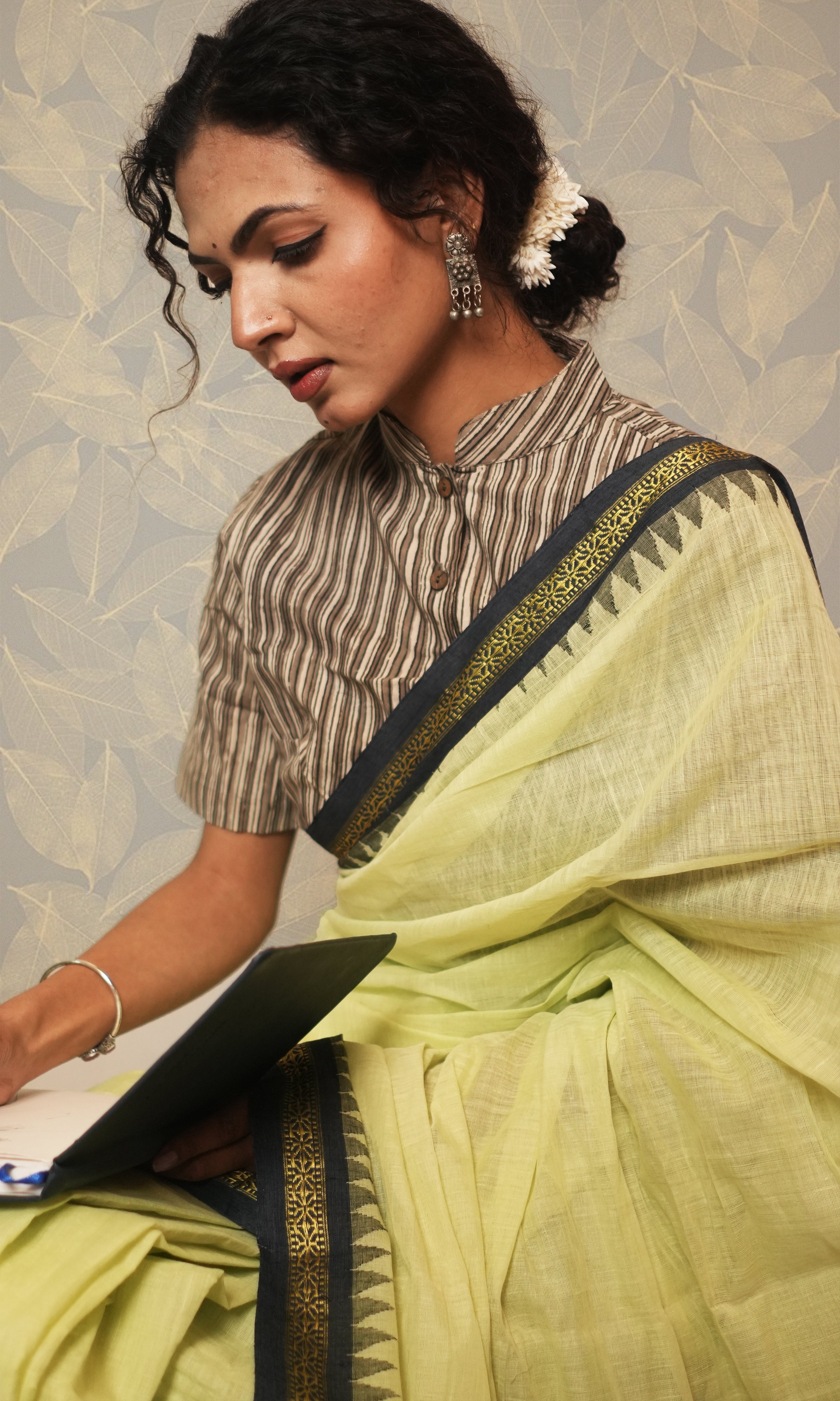 Light Green Ponduru Khadi Saree