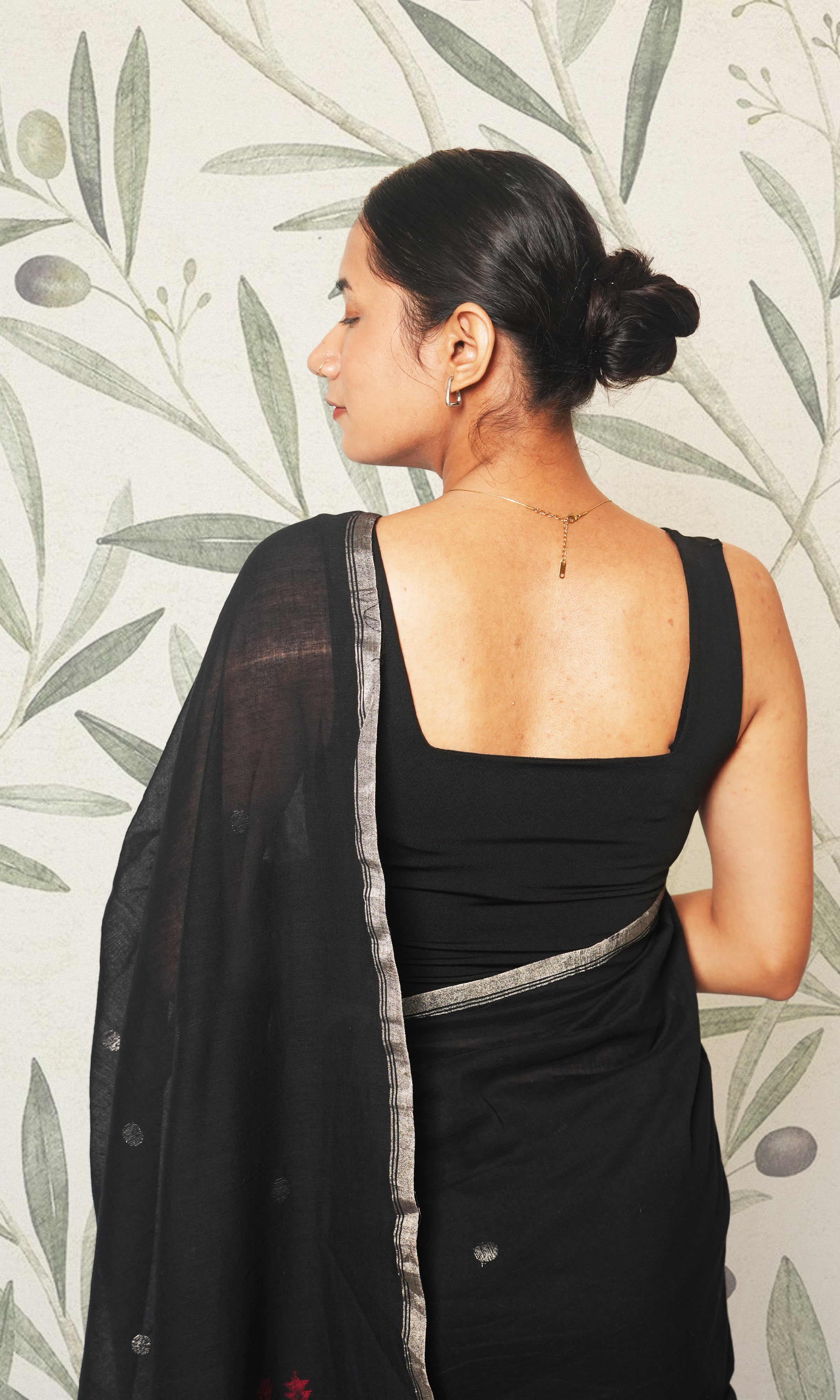 Black & Silver Bengal Cotton Saree With Blouse Piece