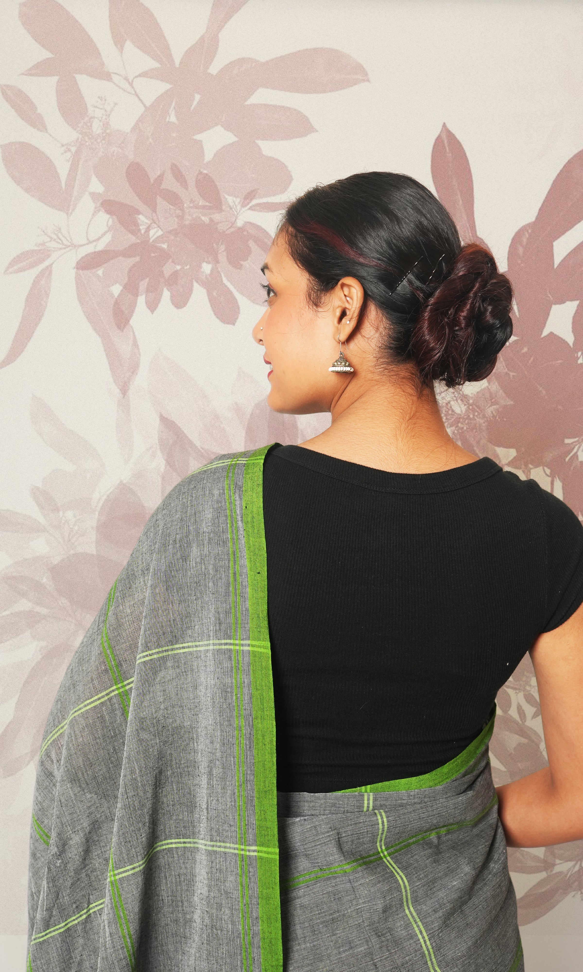 Grey & Green Bird Bengal Cotton Saree Without Blouse Piece
