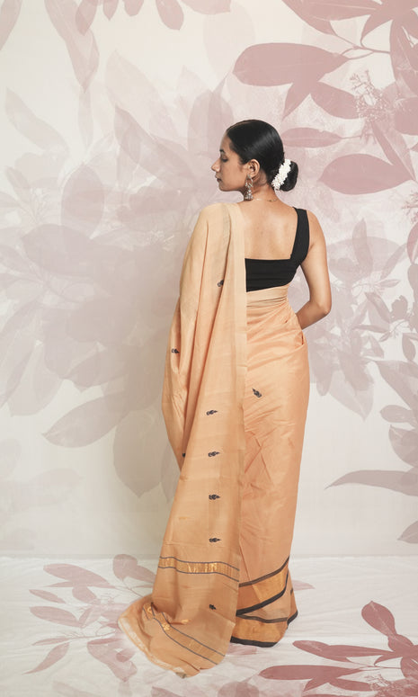 Latte Cream & Black Zari Border Godavari Saree With Blouse Piece