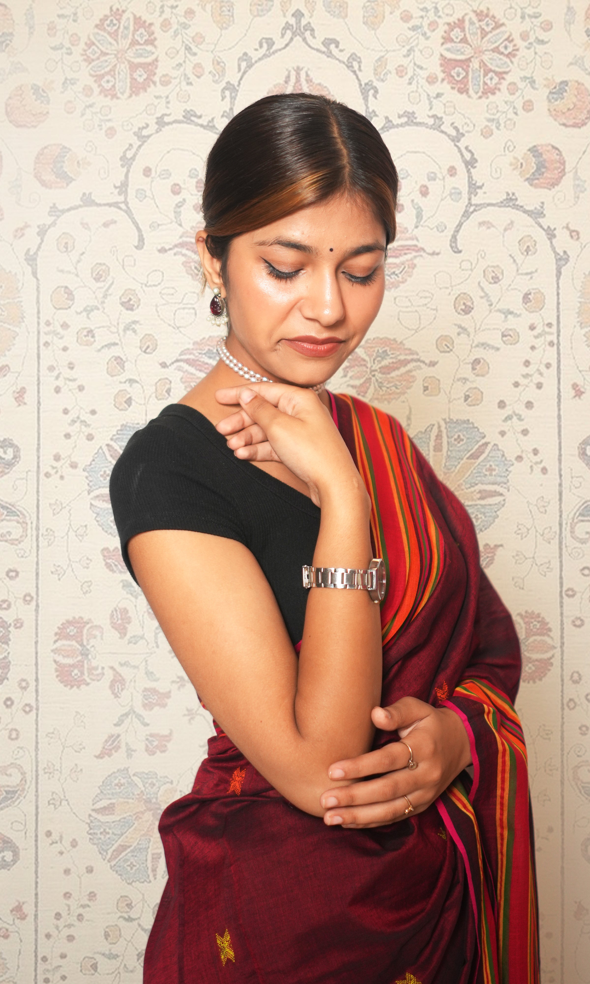 Maroon & Multicolored Stripes Bhujodi Pattern Weave Cotton Saree With Blouse Piece