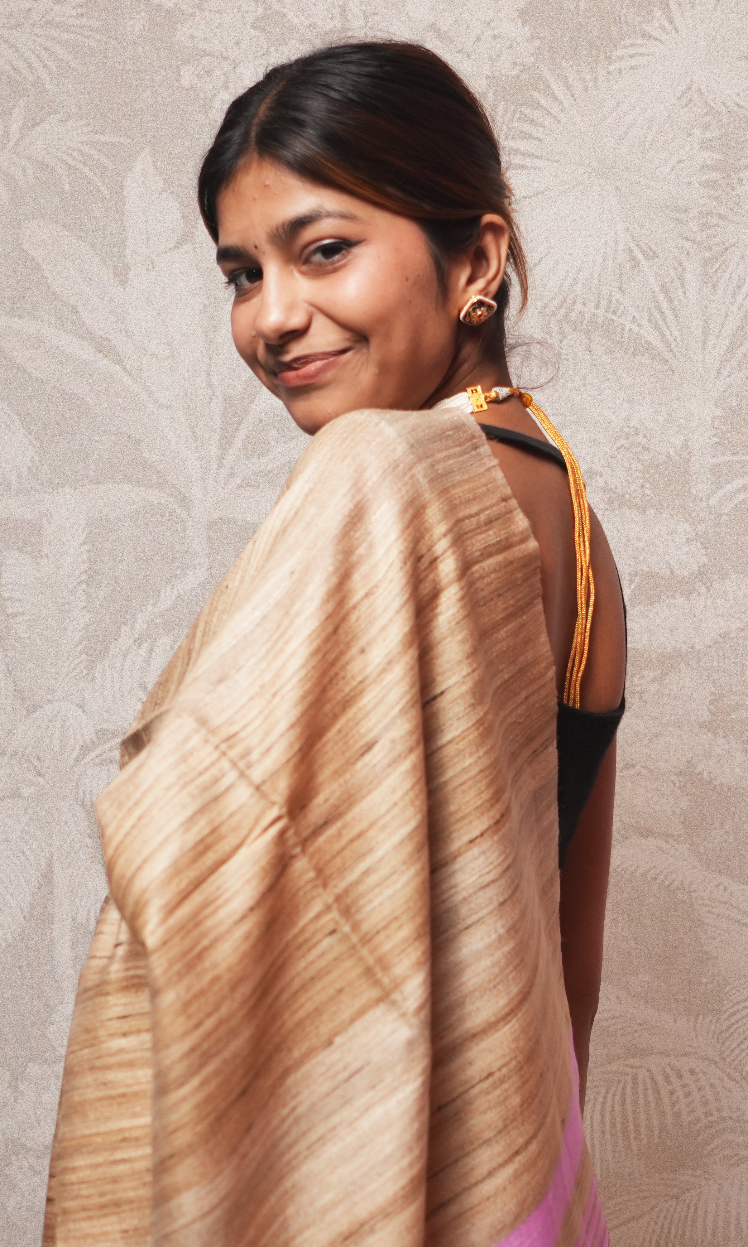 Beautiful Baby Pink  And Raw Gold Gicha Tussar Silk Saree