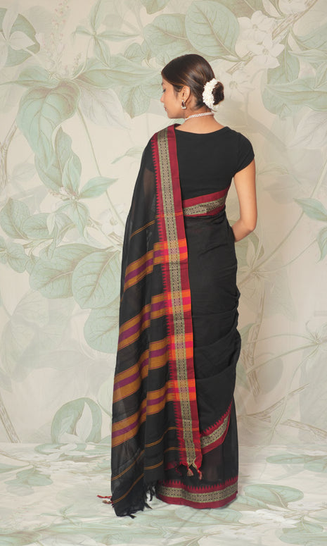 Black & Red Cotton Saree With Blouse Piece