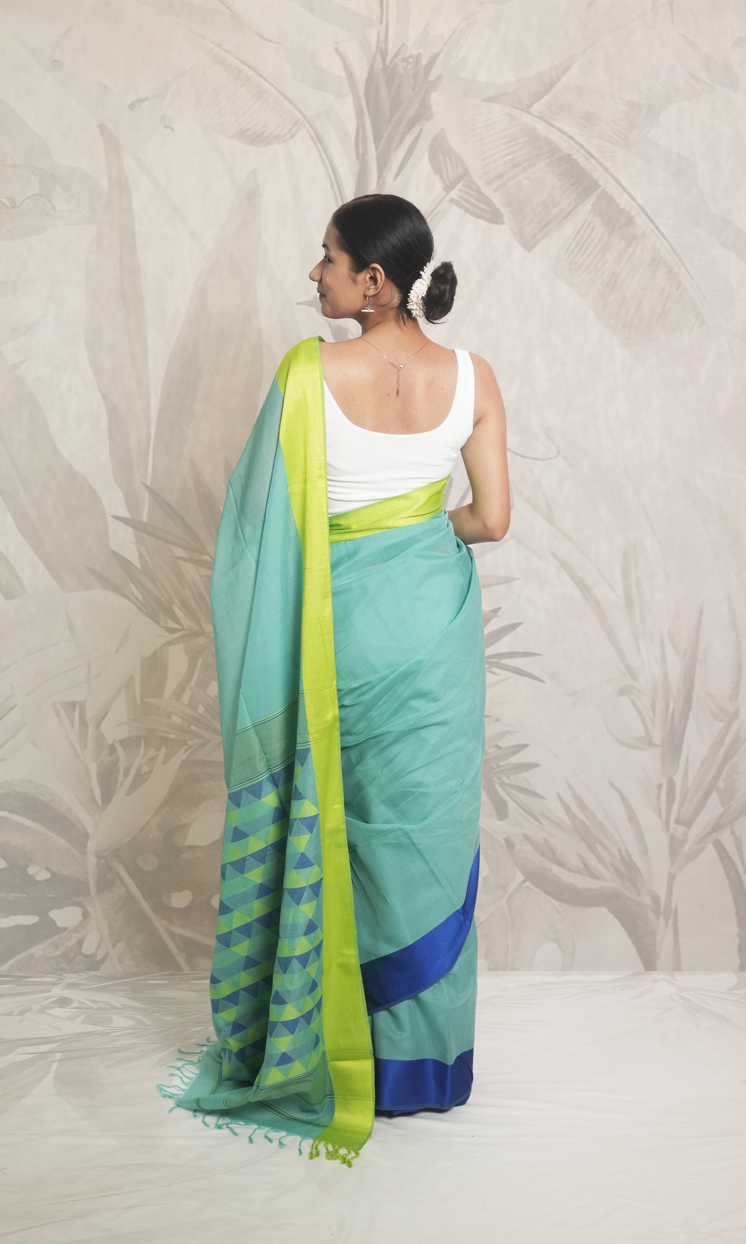 Royal Blue & Lemon Green Ganga Jamuna Border Sea Blue Maheshwari Saree With Blouse Piece