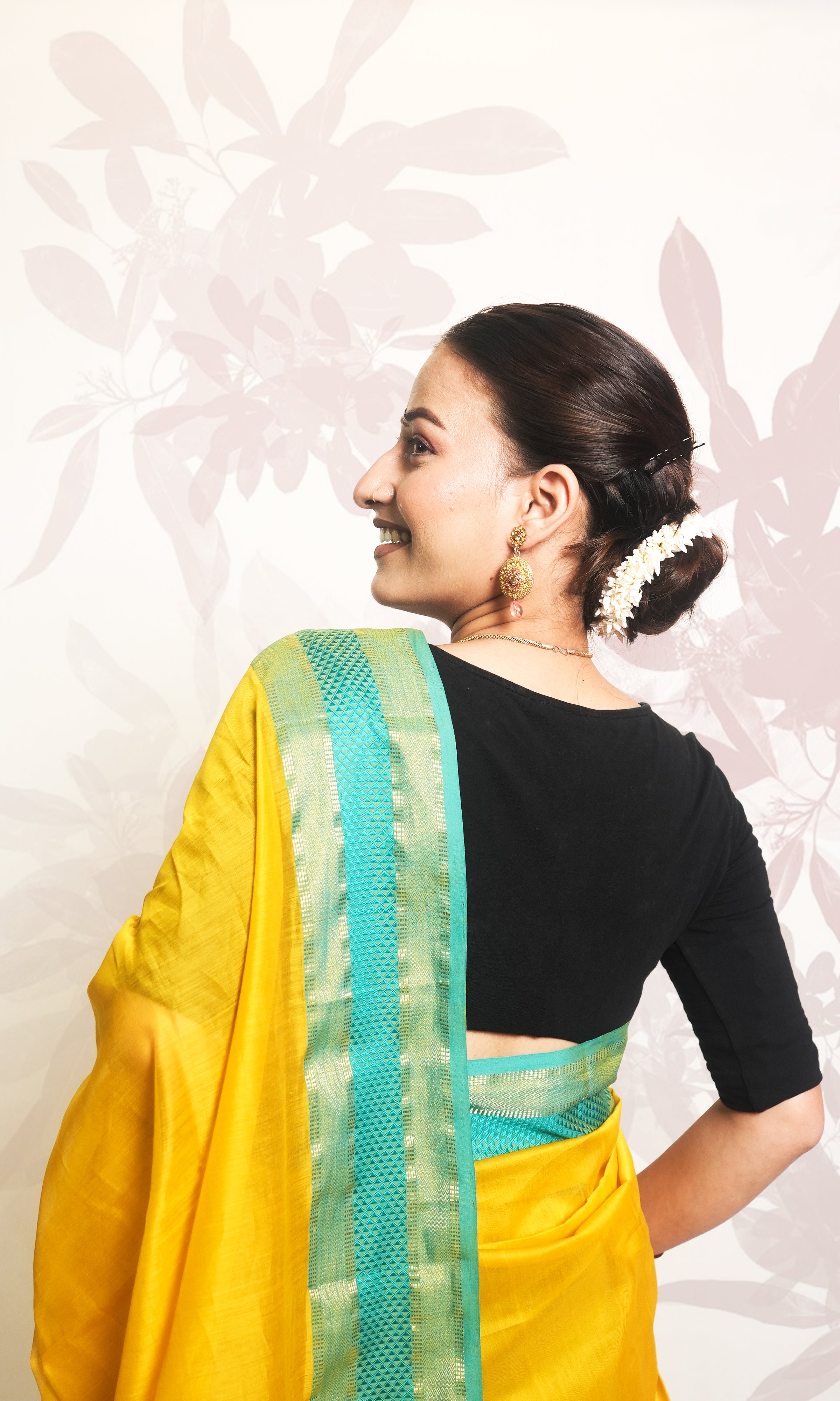 Firozi Body & Yellow Stripe Maheshwari Saree With Blouse Piece