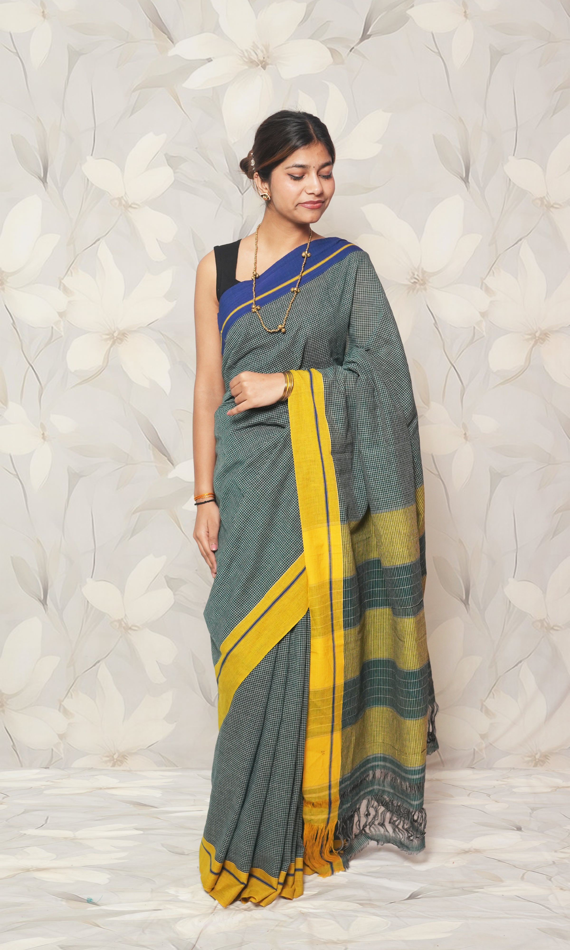 Earthy Blue And Yellow Patteda Anchu Cotton Saree