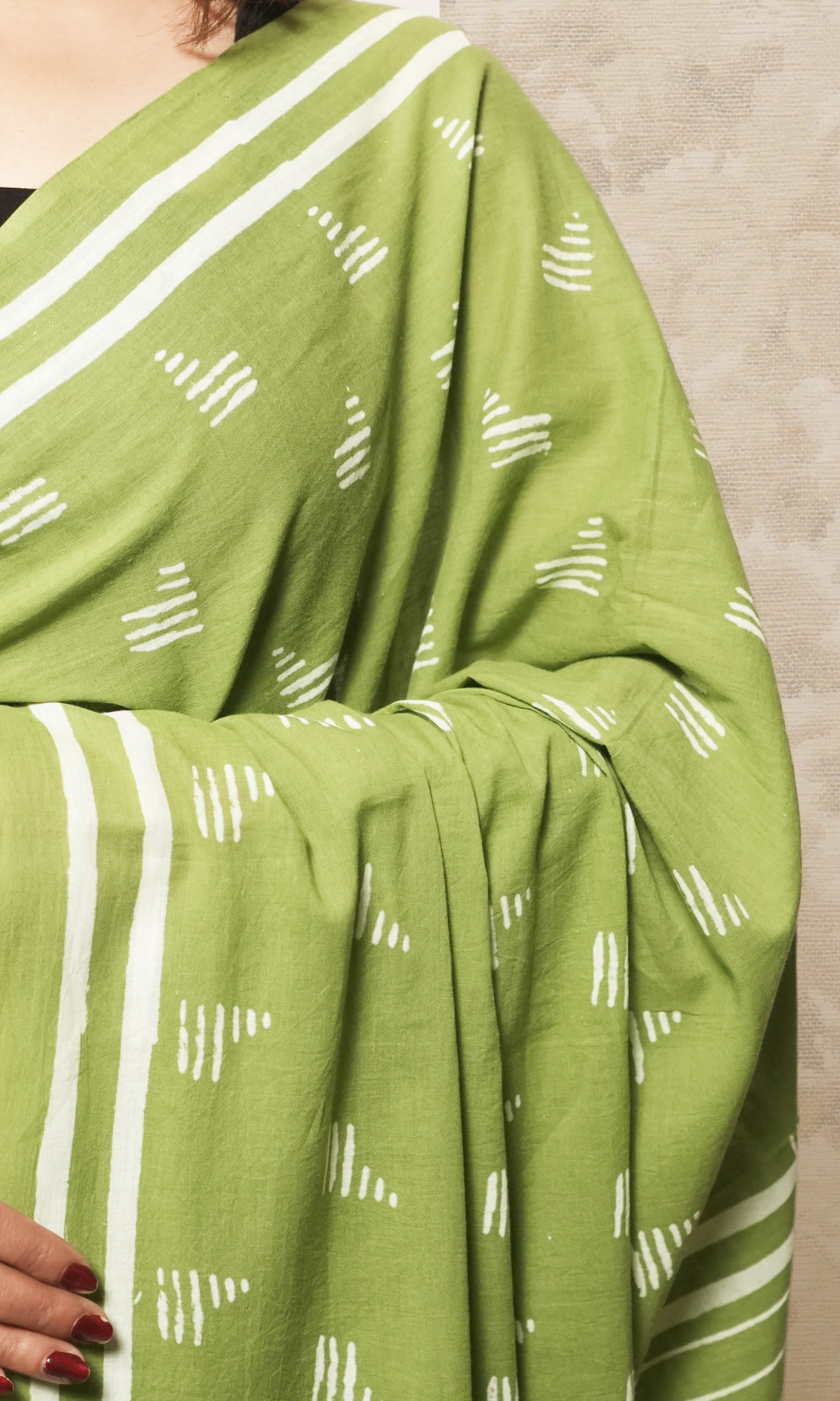 Light Green Block Print Cotton Mulmul Saree And Magenta Pink Blouse