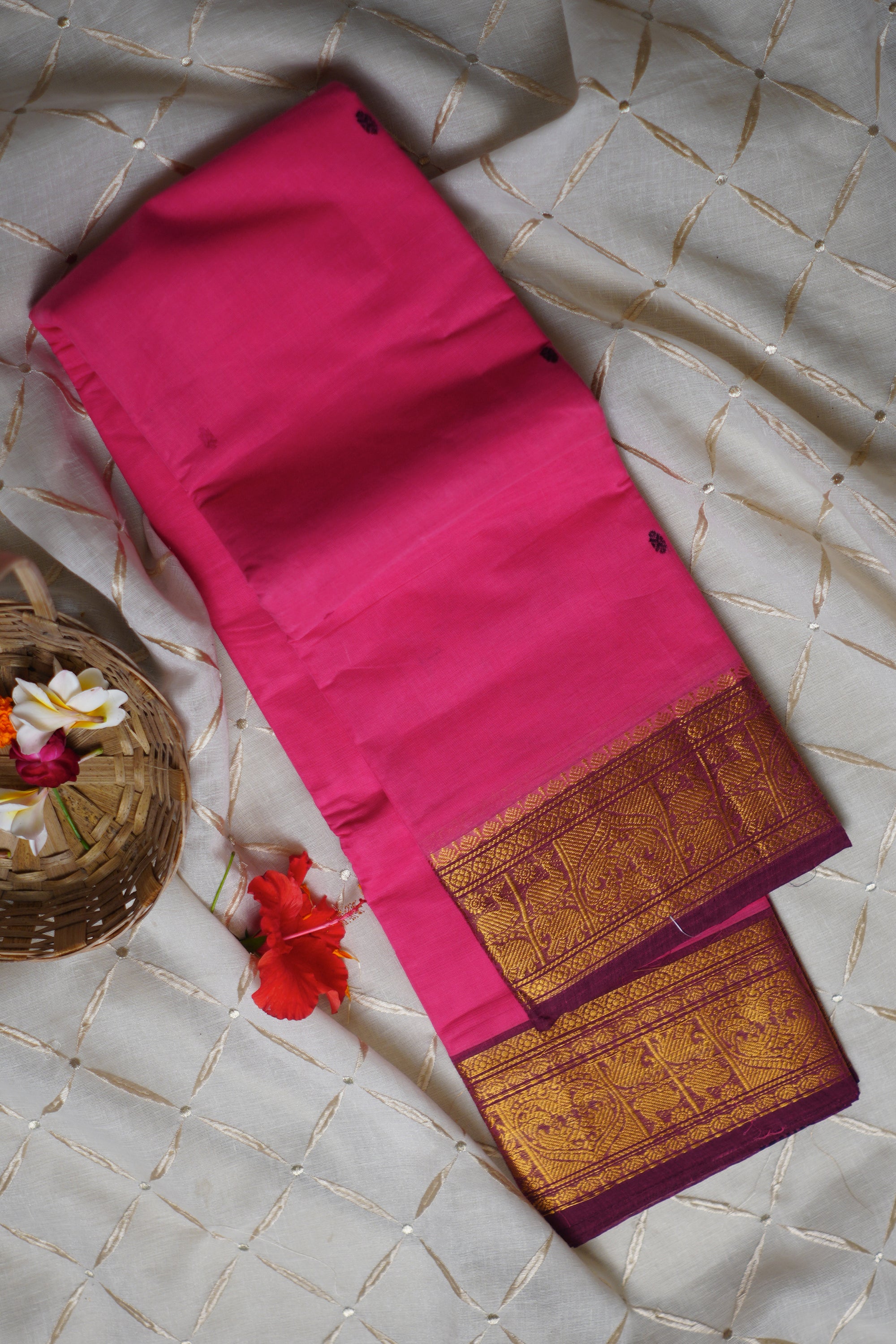 Pink And Gold Border Kanchi Cotton Saree