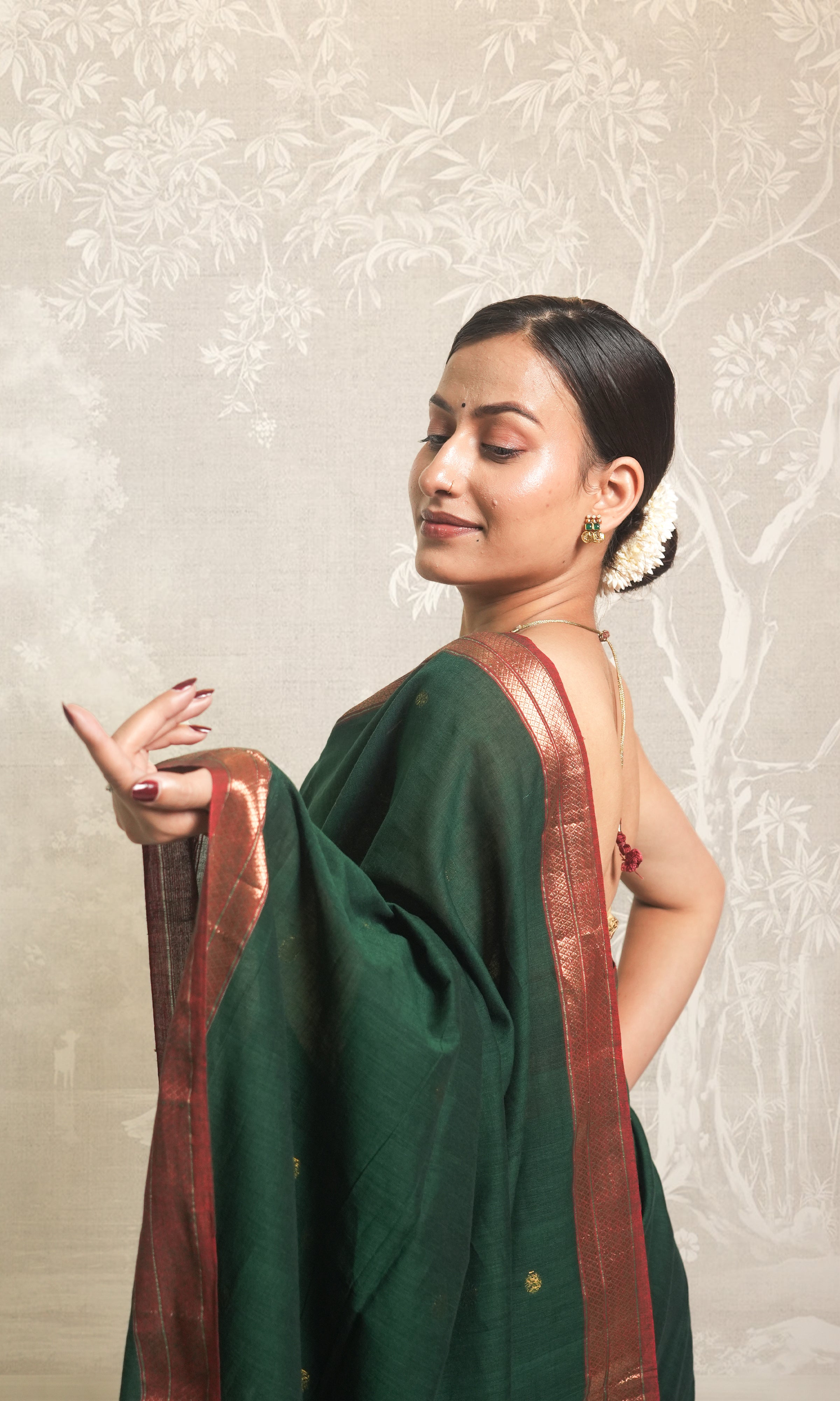 Green & Red Zari Border Cotton Saree With Blouse Piece