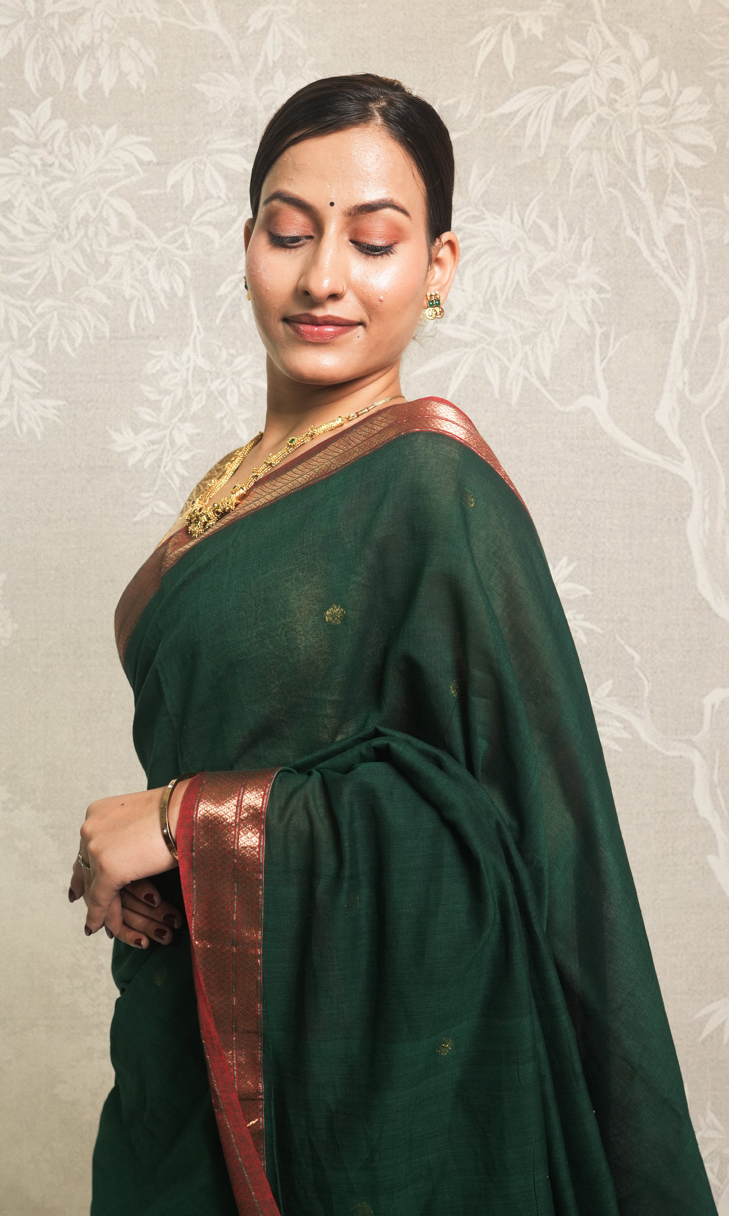 Green & Red Zari Border Cotton Saree With Blouse Piece
