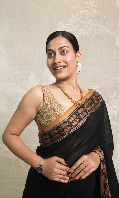 Black & Yellow Fish Border Dhonrkhali Cotton Saree Without Blouse Piece