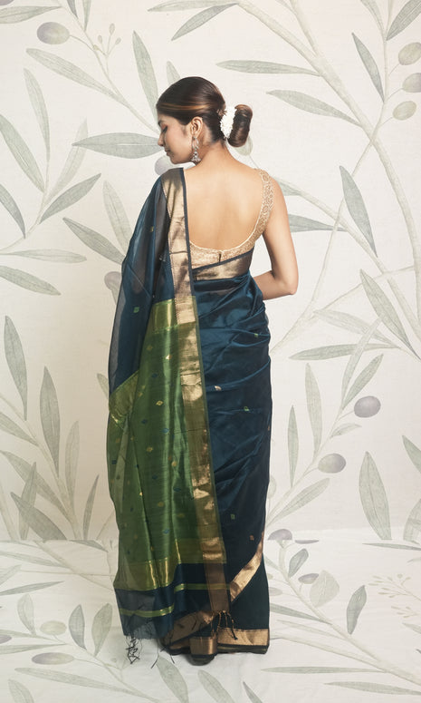 Deep Green & Light Green Palla Zari Maheshwari Saree With Blouse Piece
