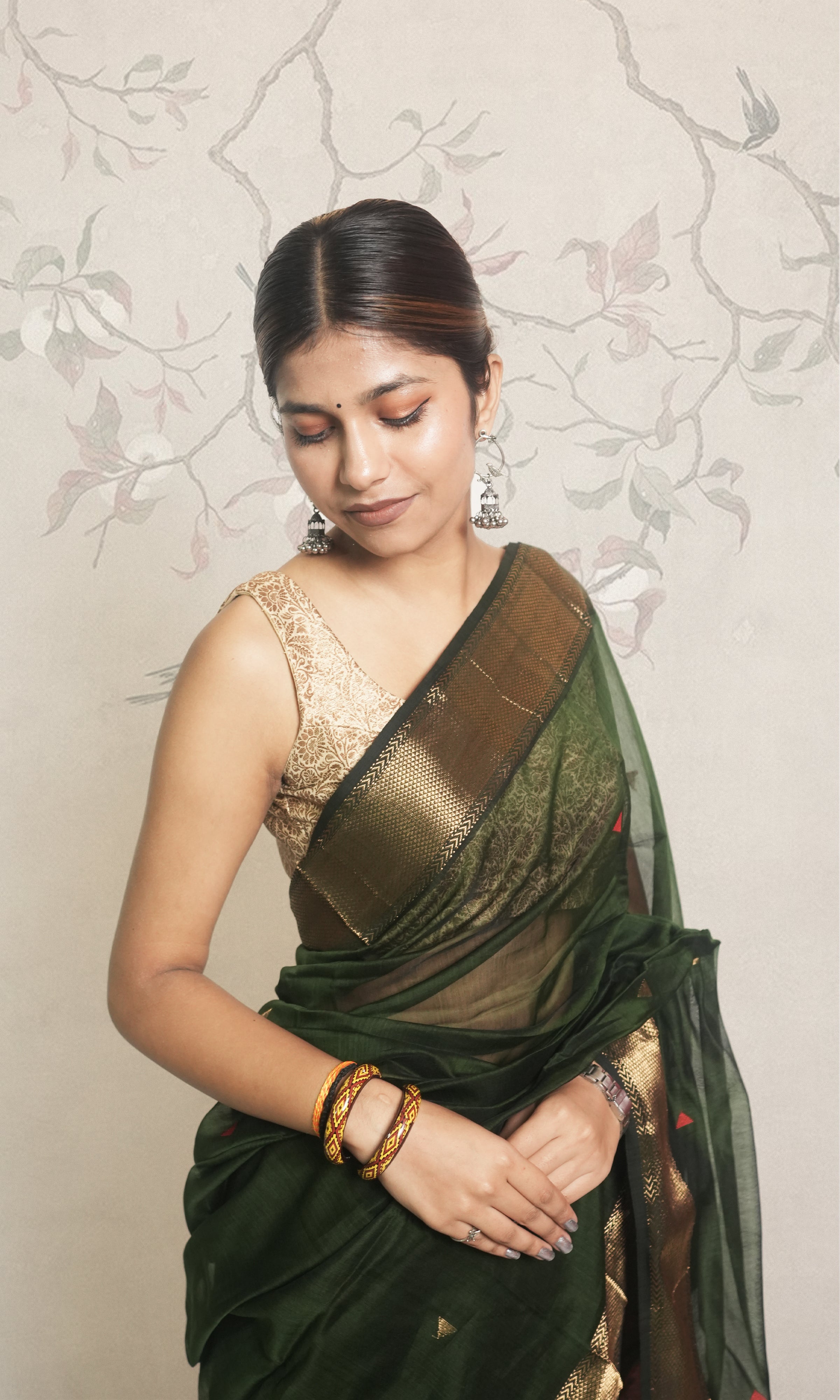 Red & Dark Green Tissues Maheshwari Saree With Blouse Piece