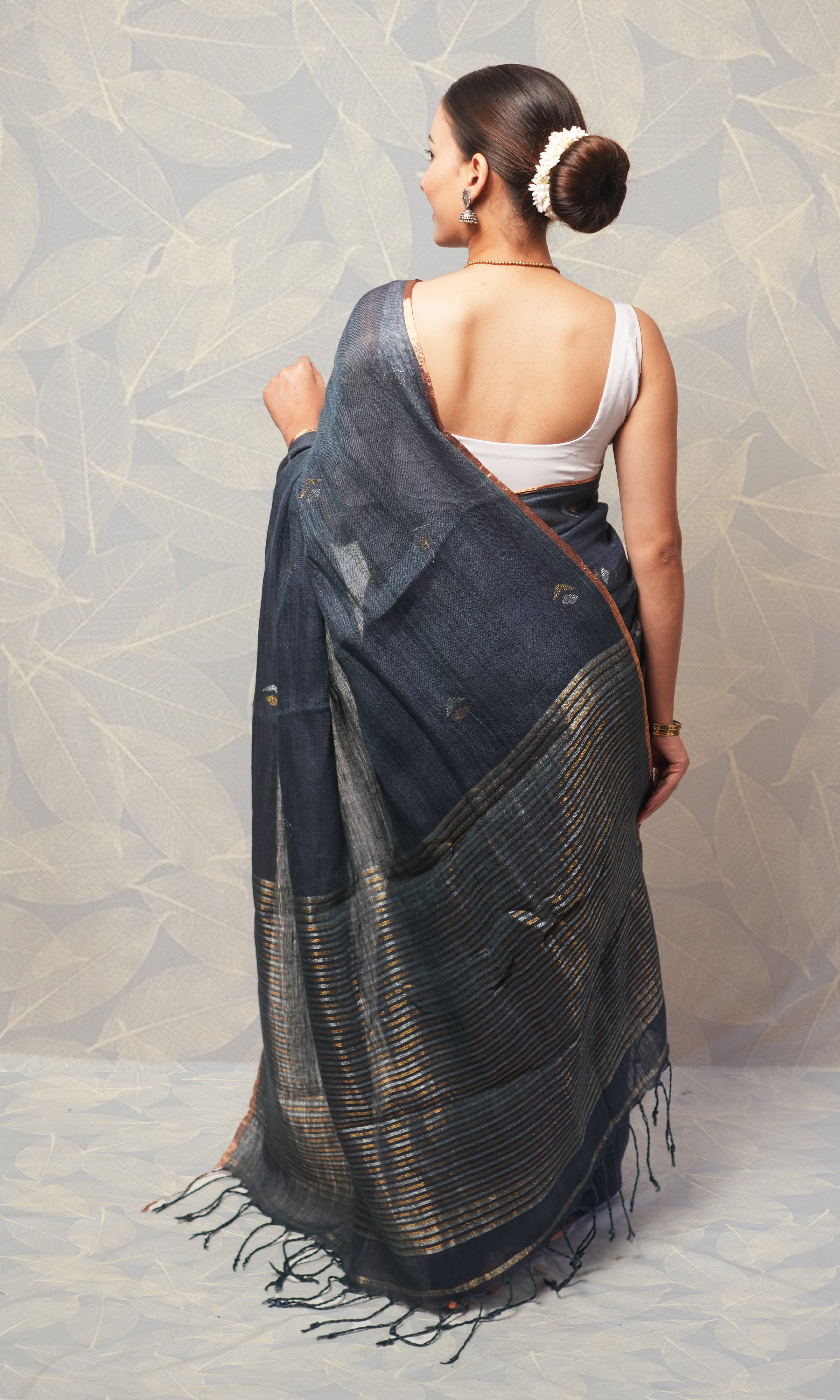 Deep Grey Linen Saree