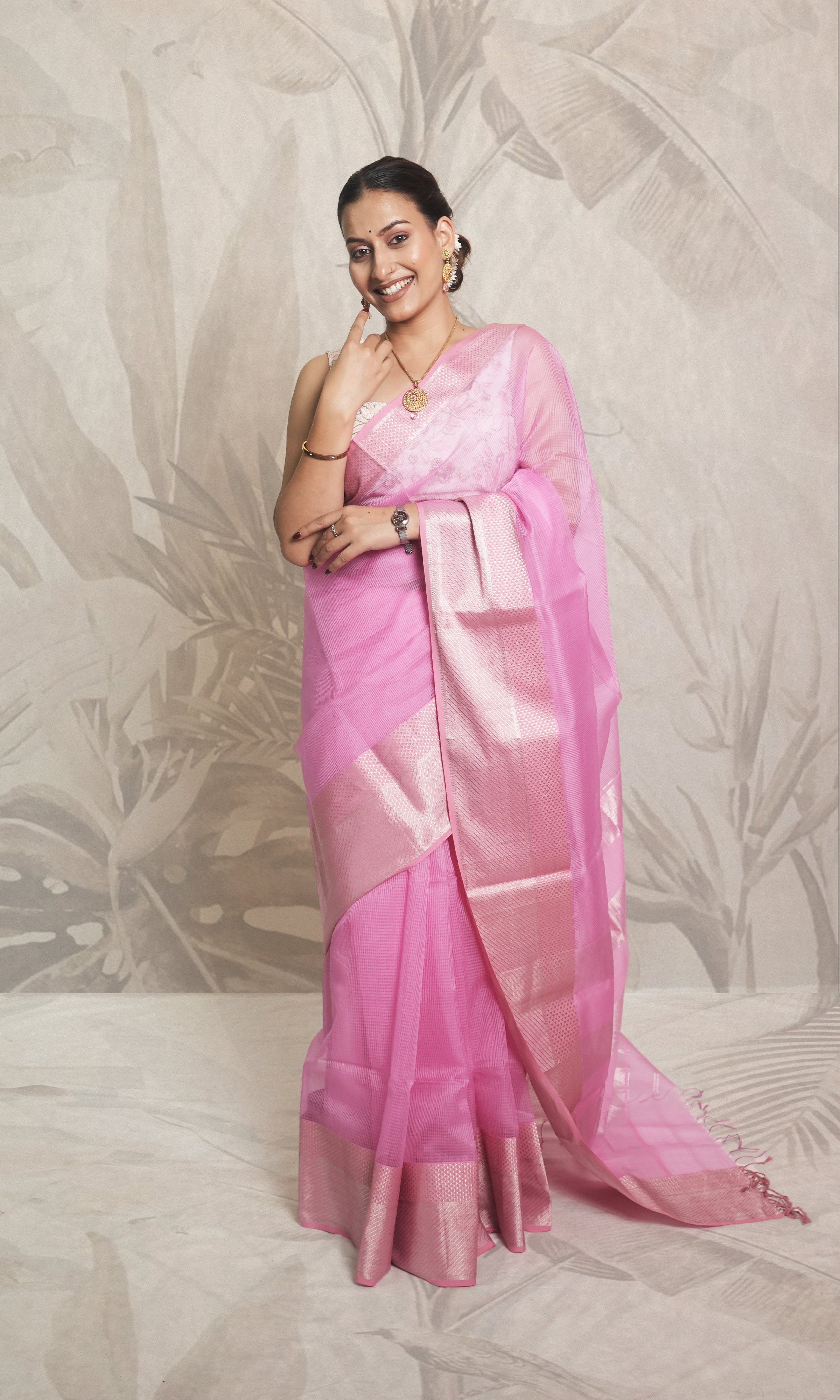 Pink & Silver Maheshwari Saree With Blouse Piece