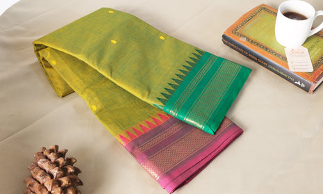 Light Mehndi Green, Green And Pink Ganga Jamuna Border Kanchi Cotton Saree